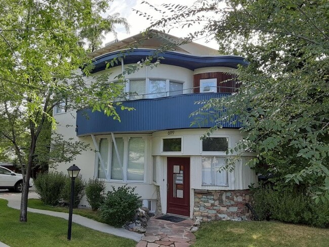 Building Photo - 695 N 600 E, Logan, UT