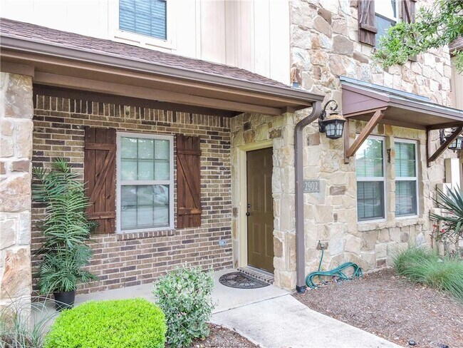 Foto del edificio - 2902 Old Ironsides Dr