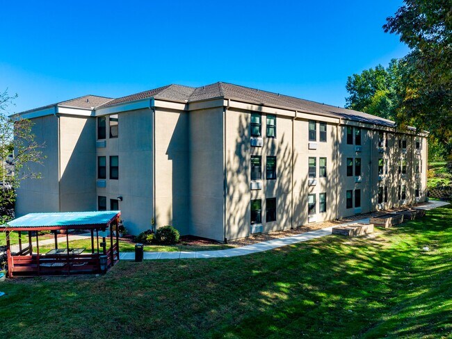 Building Photo - 1000 NW Arlington Pl