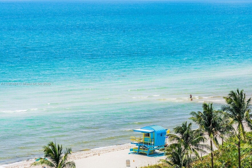 Primary Photo - 6799 Collins Ave