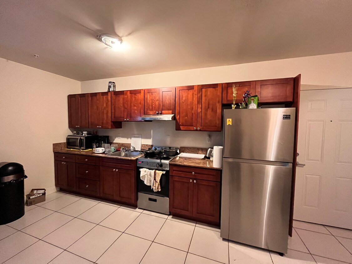 Primary Photo - 145 SW 15th Ave