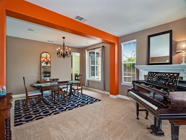 Building Photo - 2676 Peppertree Way