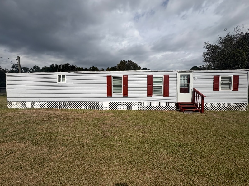 Primary Photo - 15 Little Ln