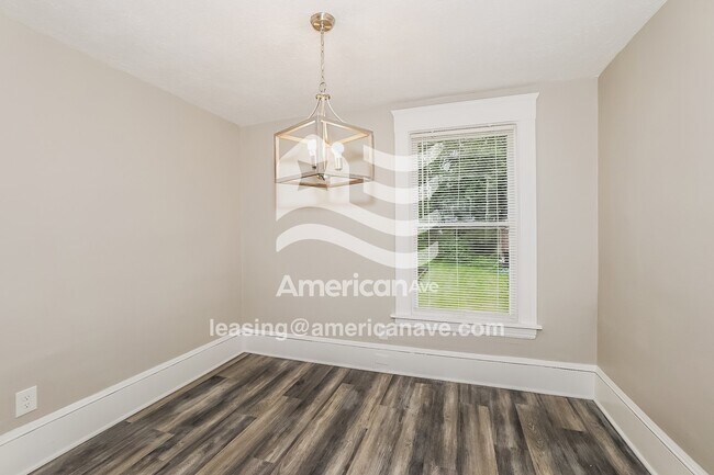 Foto del edificio - 15412 Ridpath Ave