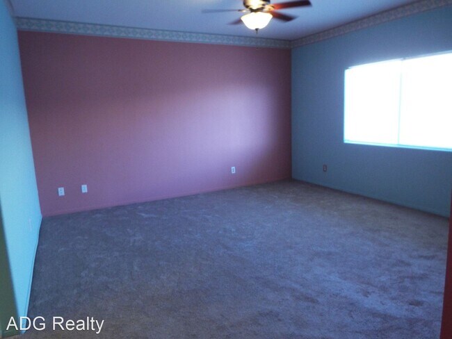 Building Photo - 2 br, 2 bath House - 6912 Squaw Mountain D...