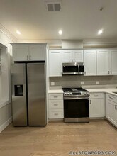 Building Photo - 161 Allston St