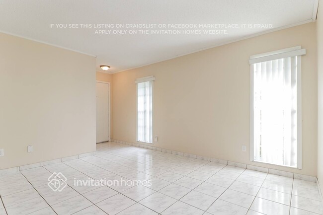 Building Photo - 1172 La Mesa Ave