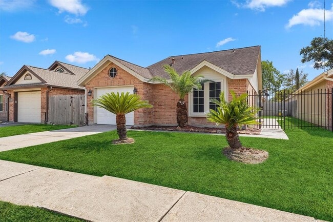 Building Photo - 8419 Cienna Dr