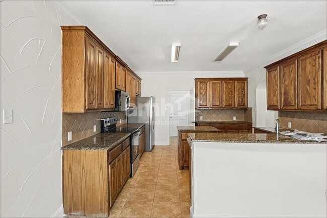 Building Photo - 1009 Atlanta Dr