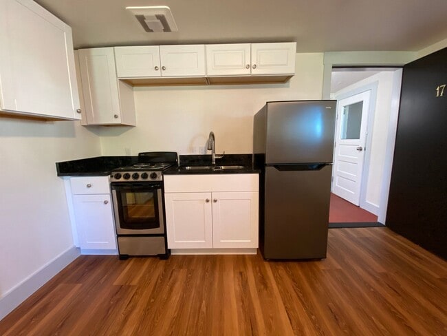 Interior Photo - Red Maple Apartments