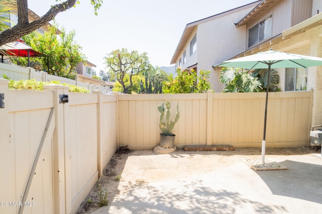 Building Photo - 1339 Ramona Dr