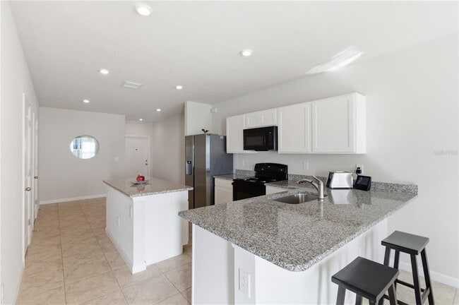 Building Photo - 4740 Old Blush St