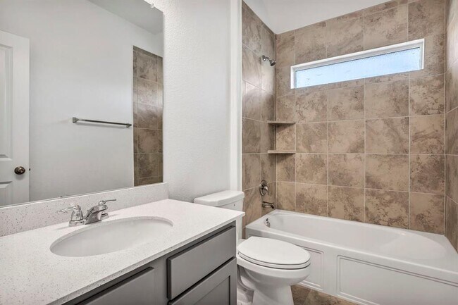 Foto del edificio - 506 Sixpence Ln