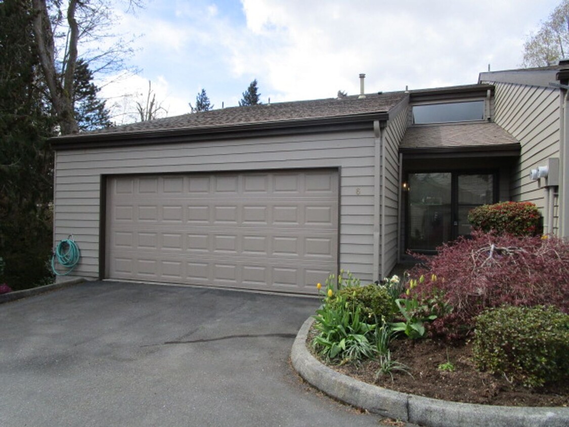 Primary Photo - 12542 Gwen Drive, Unit 6