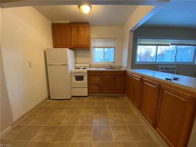 13120 Puritas Ave Unit 1 Cleveland Oh 44135 Apartment For Rent In Cleveland Oh Apartments Com