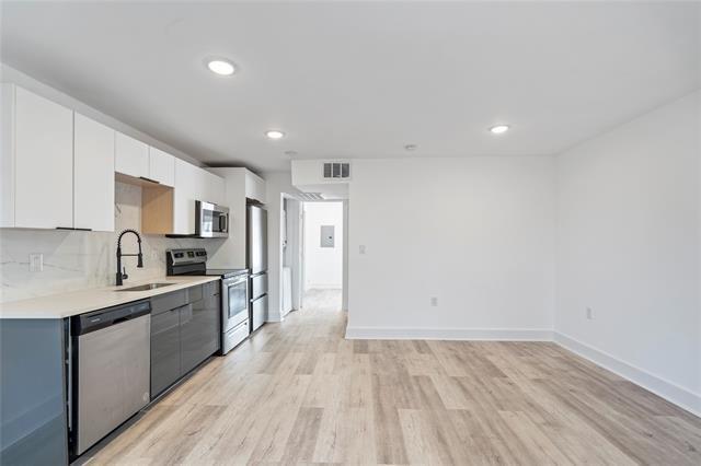 Building Photo - 4414 N Carroll Ave