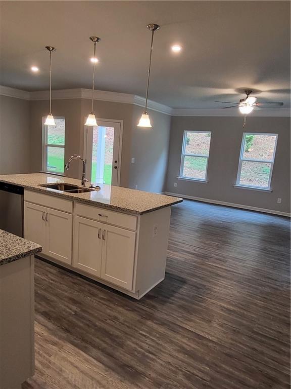 Building Photo - 3847 Clarington Dr