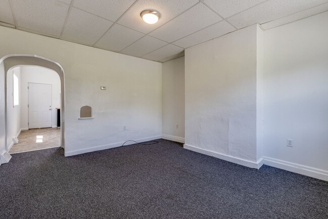 Building Photo - 612 Ceres Wy