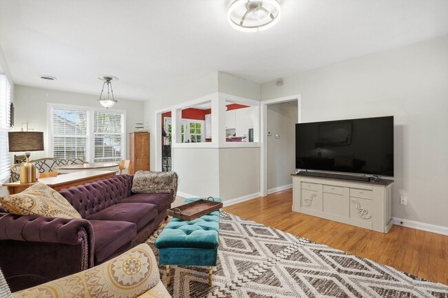 Foto del edificio - 1602 Felch Ave