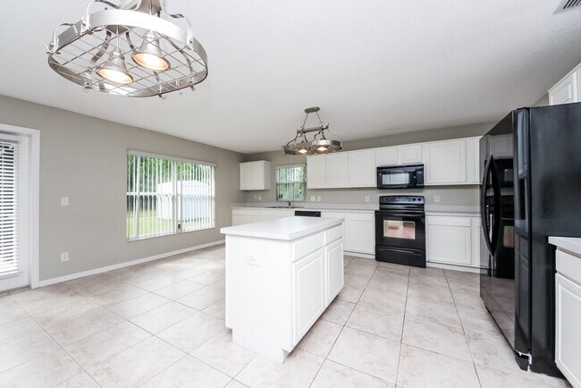Foto del edificio - 1365 Dunbarton Ct