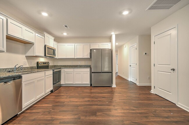 Building Photo - 416 Arrowhead Dr