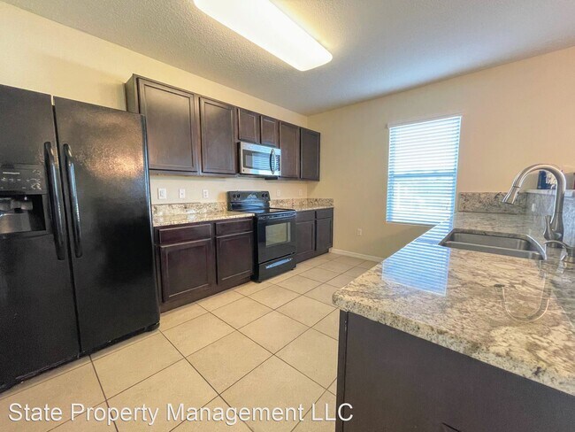 Building Photo - 4 br, 2 bath House - 255 Nova Dr.