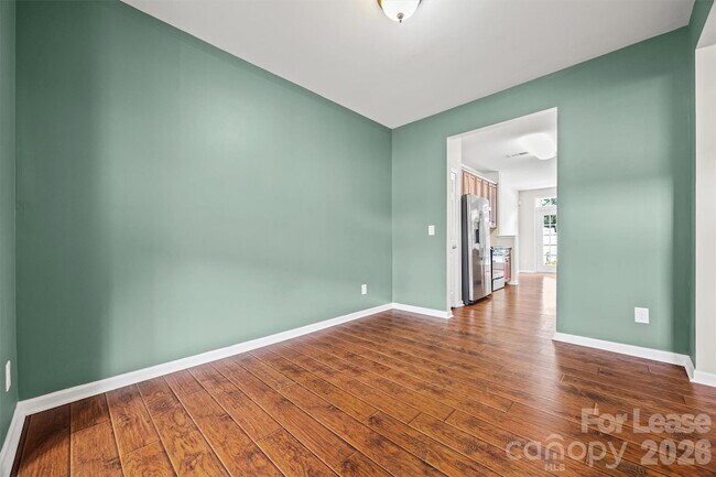 Foto del edificio - 9736 Springholm Dr