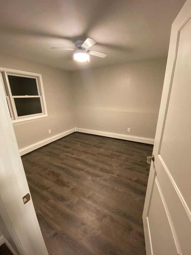 Building Photo - 26 Cedarwood Dr