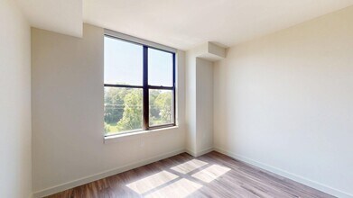 Interior Photo - Griffis Edgemoor
