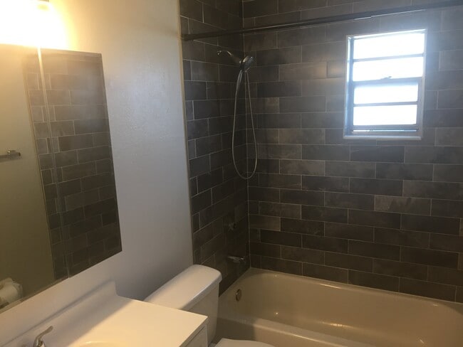 Photo - 15033 Westminster Ave Apartment