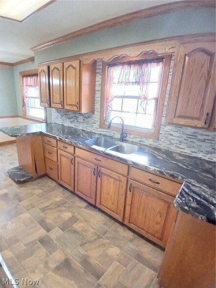 Foto del edificio - 1777 Eden Ln