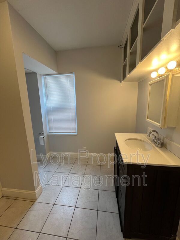 Foto del edificio - 276 Hunt St