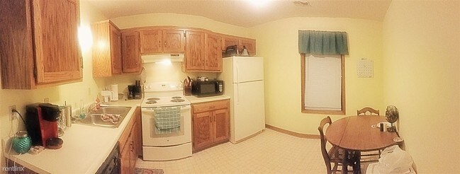 Foto del edificio - 2 br, 1 bath 4plex - 825 Sunflower St Apt C