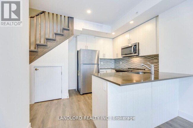 Building Photo - 3483 Widdicombe Way