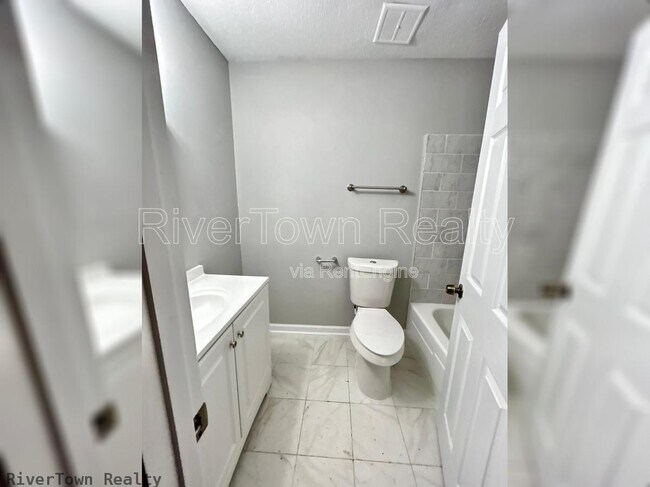 Foto del edificio - 3355 Fairbanks St