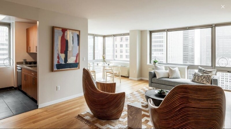 Foto principal - 148 E 31st St