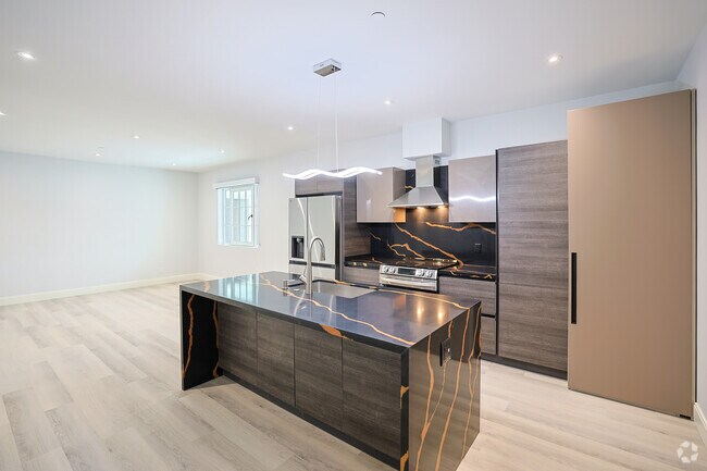 1 habitación, 1 baño - 846 pies cuadrados - Cocina - Railroad Lofts