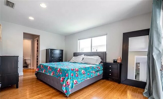 Foto del edificio - 4811 NW 13th Ave