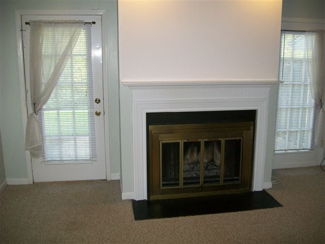 Building Photo - 2213 Stonecutter Dr