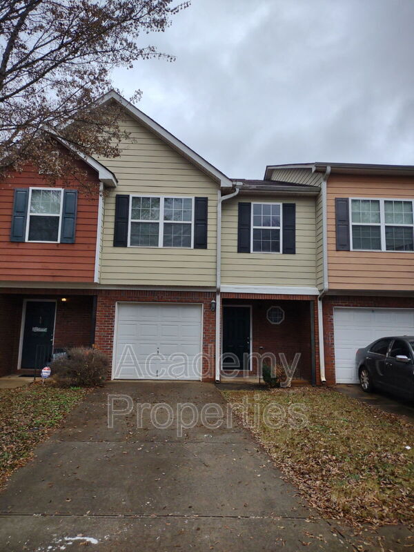 Foto principal - 735 Magnolia Gardens Walk