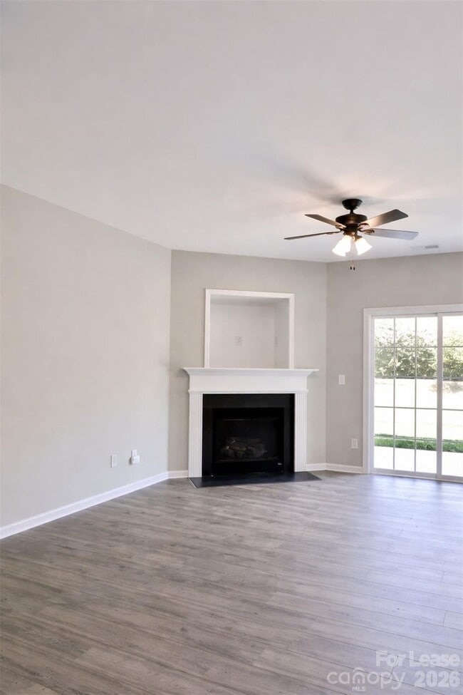 Foto del edificio - 9646 Walkers Glen Dr NW