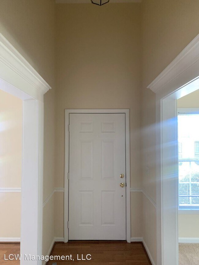 Building Photo - 3 br, 2.5 bath House - 7509 Riverside Court