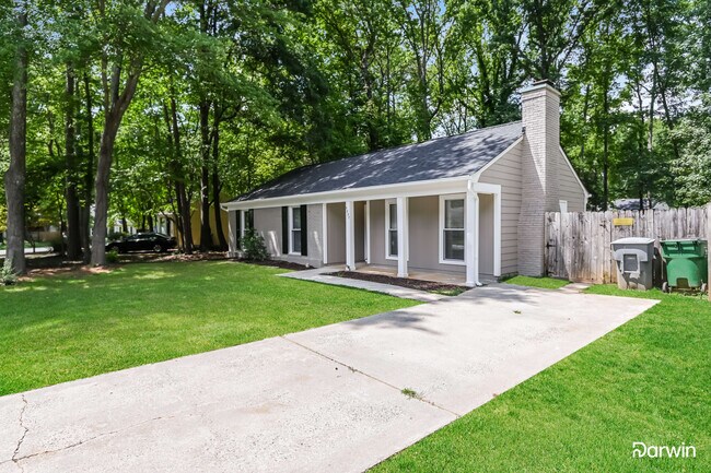 Building Photo - 5837 Carved Oak Cir