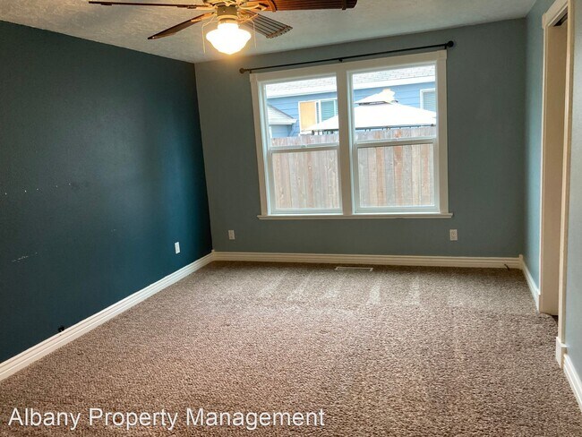 Building Photo - 4 br, 2 bath House - 615 7th Ave SW