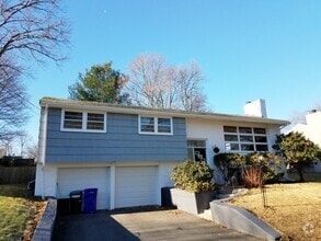 Building Photo - 61 Cypress Rd