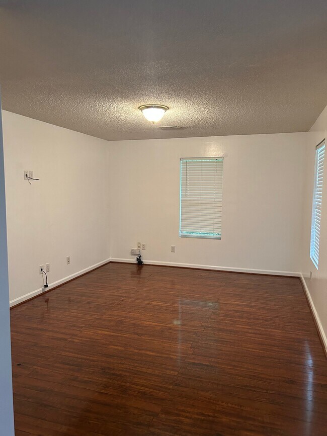 Foto del edificio - 3103 Ross Ave