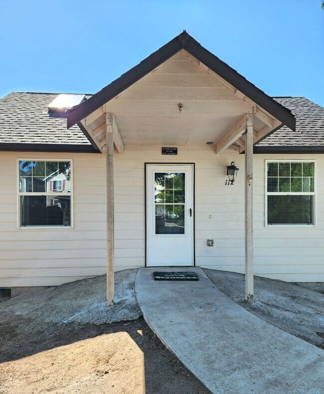 Foto del edificio - 3 Bedroom 2 Bath Home in Arlington