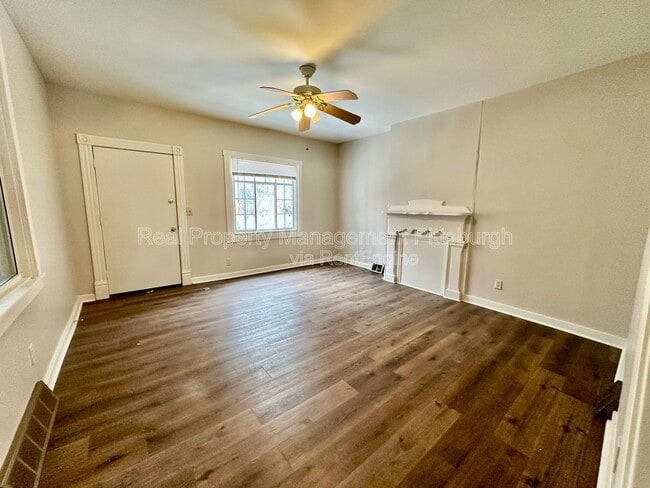 Photo - 126 Earl St House