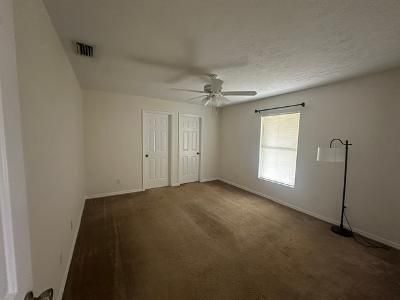 Foto del edificio - 5525 NW North Lundy Cir
