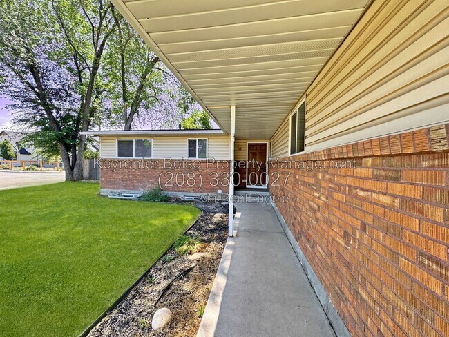 Building Photo - 5603 Centerbrook Dr